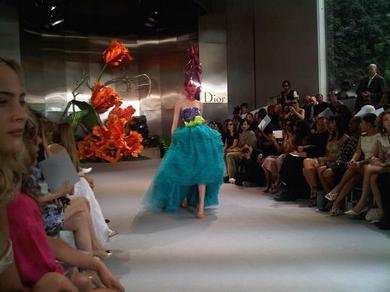 Jessica Alba: More from Dior show, fot. ibeatyou.com