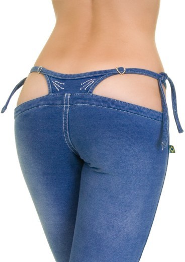 Źródło: www.sannas.jp/main/en/pants-jeans/bikini-pants.html