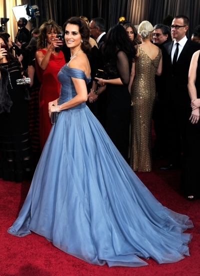 Oscary 2012: Penelope Cruz w sukni Armani Prive