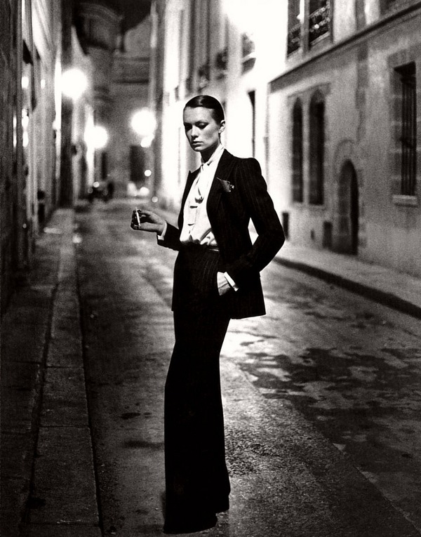 Fot.  Helmut Newton dla Vogue